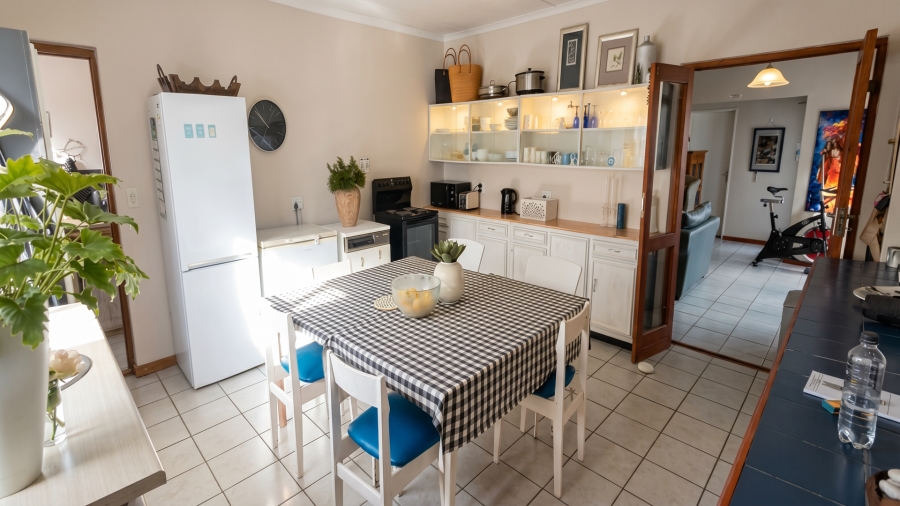 4 Bedroom Property for Sale in Arniston Western Cape